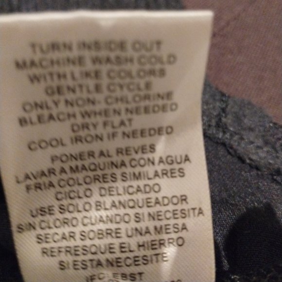 SMALL Black Pullover Sweater with Scoop Neck and Lacy Front - Picture 4 of 4